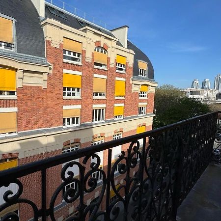 Appartement A Parijs Buitenkant foto
