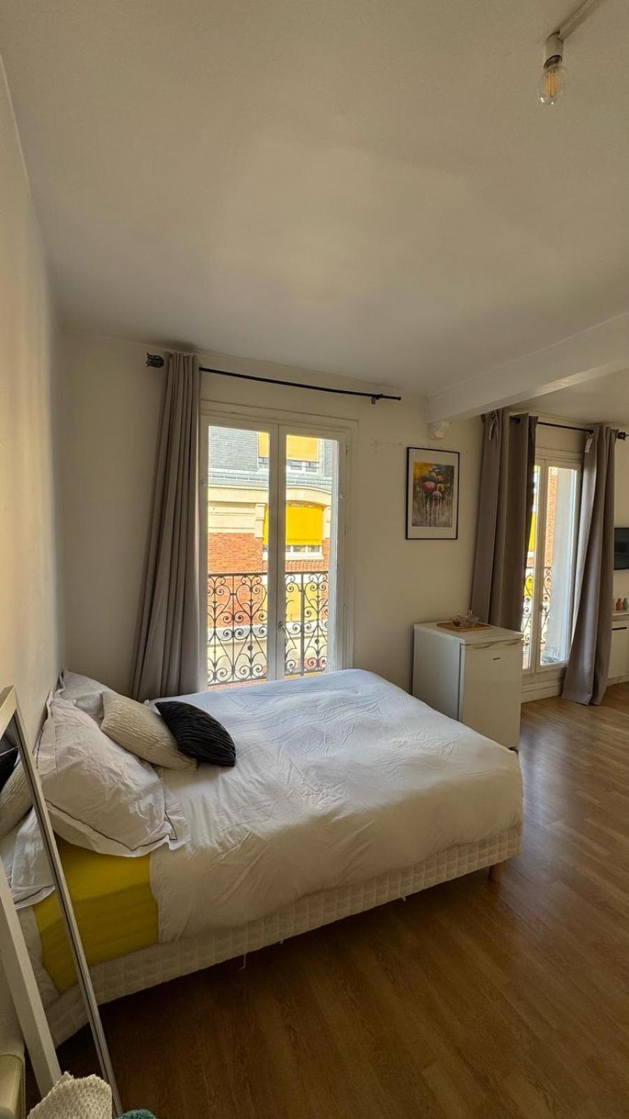 Appartement A Parijs Buitenkant foto